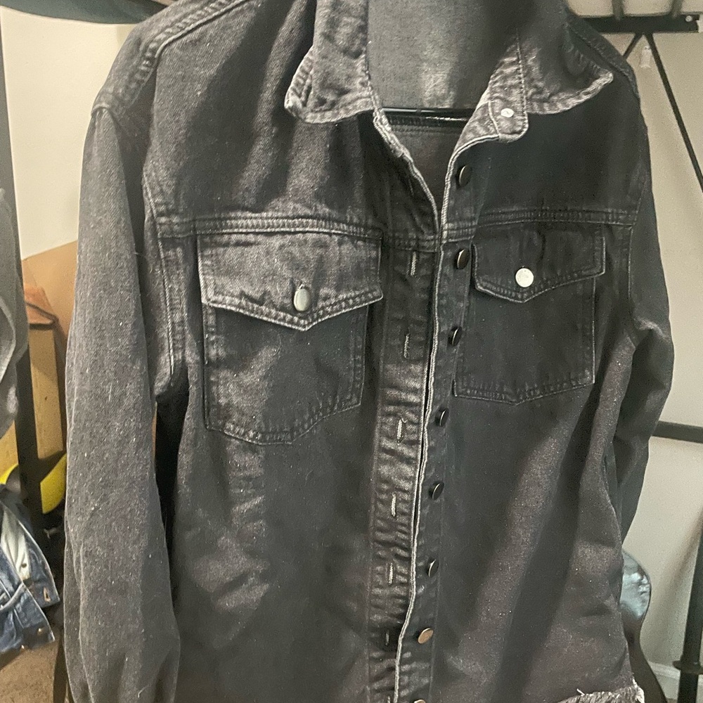 Grunge • Streetwear over Jacket